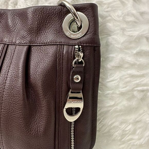 B Makowsky Pebbled Leather Messenger Medium Dark Brown Shoulder/ Crossbody Bag - Picture 3 of 6